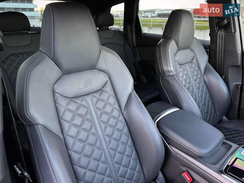 Внедорожник / Кроссовер Audi SQ7 2024 в Киеве