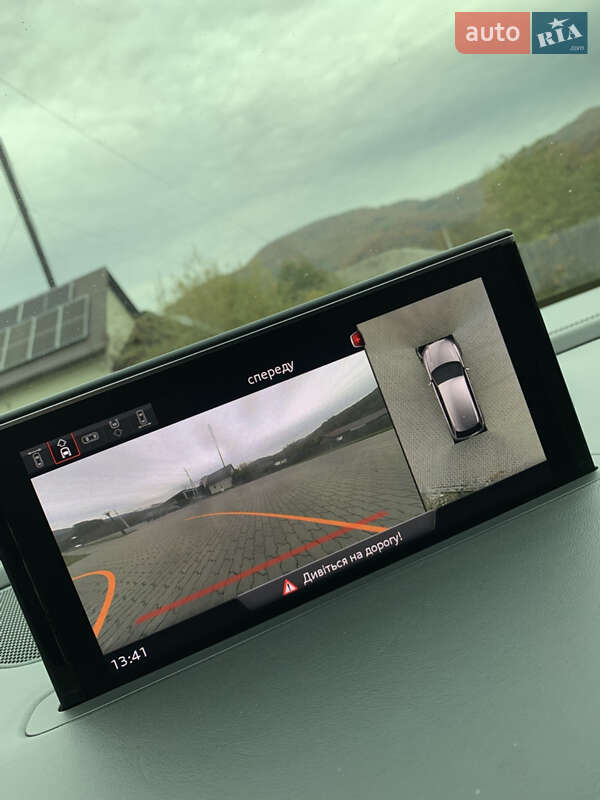 Внедорожник / Кроссовер Audi SQ7 2018 в Сваляве