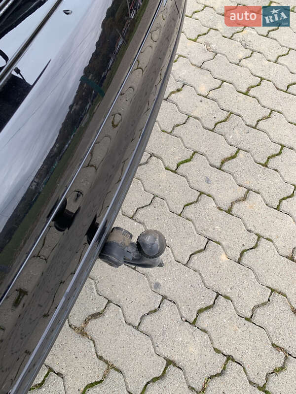 Внедорожник / Кроссовер Audi SQ7 2018 в Сваляве