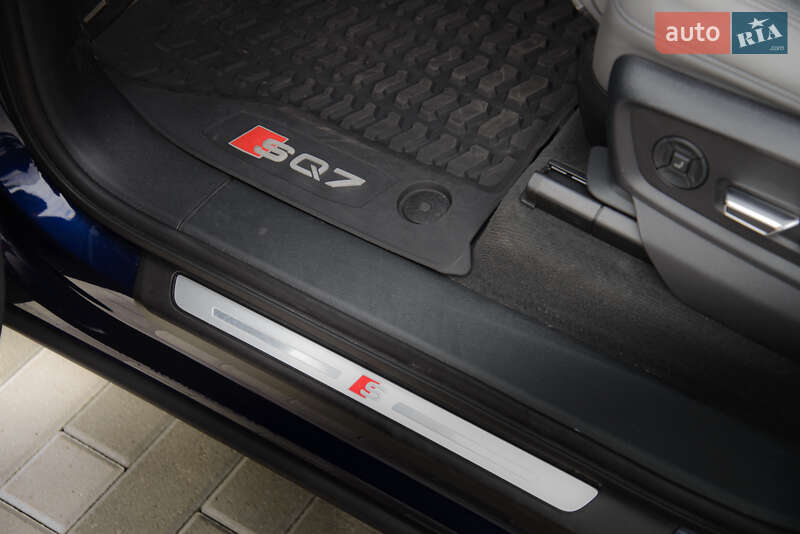 Внедорожник / Кроссовер Audi SQ7 2020 в Львове