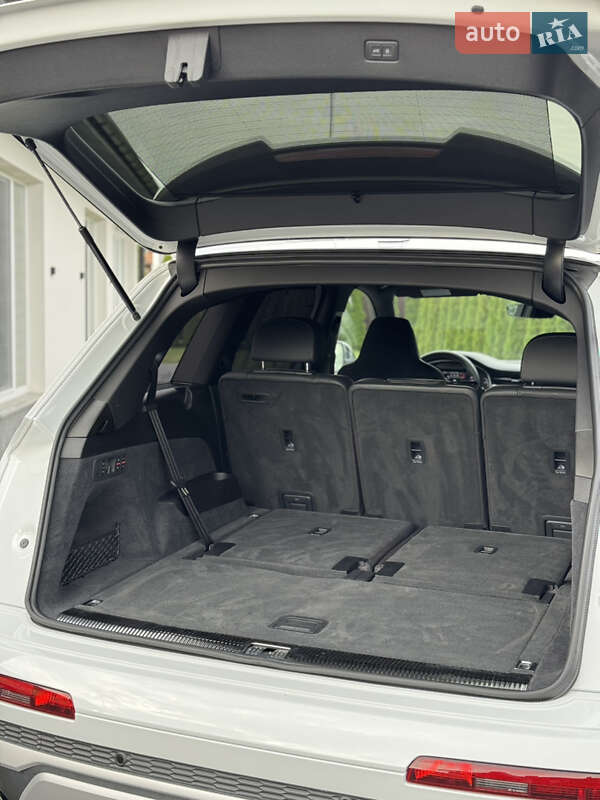 Позашляховик / Кросовер Audi SQ7 2021 в Івано-Франківську фото 17 Позашляховик / Кросовер Audi SQ7 2021 в Івано-Франківську
