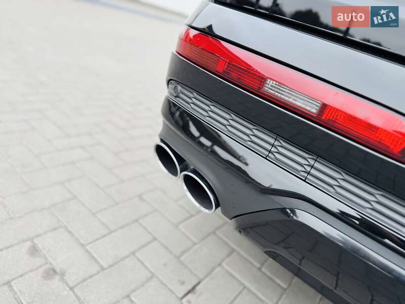 Позашляховик / Кросовер Audi SQ7 2019 в Дніпрі