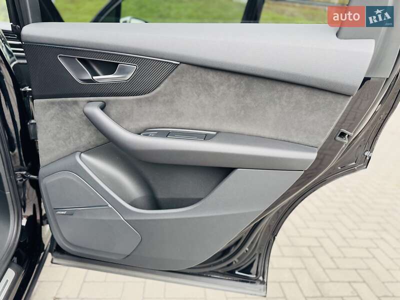 Позашляховик / Кросовер Audi SQ7 2019 в Дніпрі