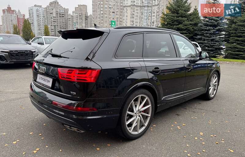 Позашляховик / Кросовер Audi SQ7 2017 в Києві фото 108 Позашляховик / Кросовер Audi SQ7 2017 в Києві