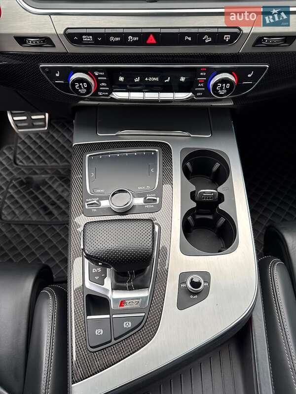 Позашляховик / Кросовер Audi SQ7 2017 в Києві фото 60 Позашляховик / Кросовер Audi SQ7 2017 в Києві