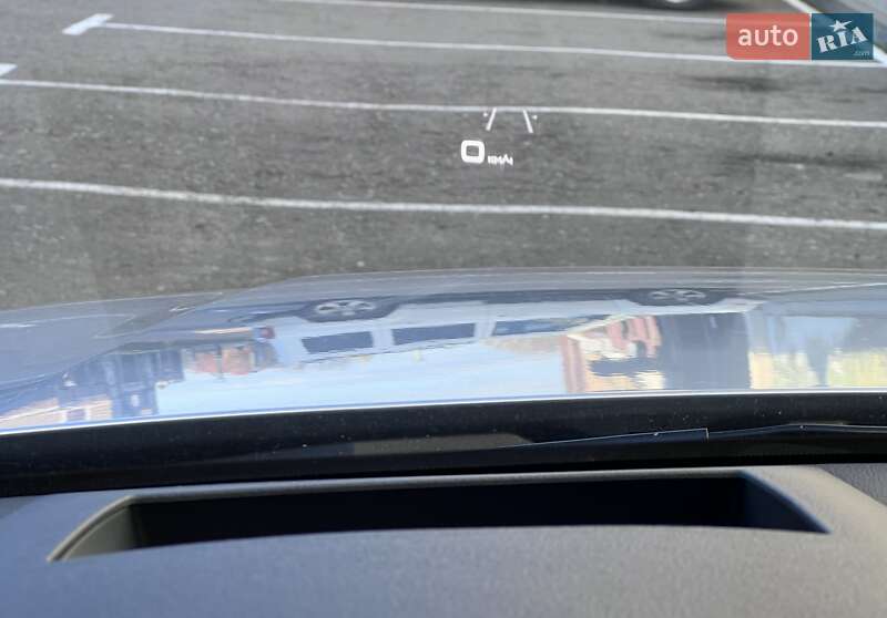 Внедорожник / Кроссовер Audi SQ7 2017 в Киеве