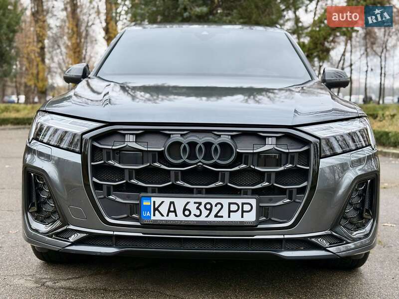 Позашляховик / Кросовер Audi SQ7 2024 в Києві