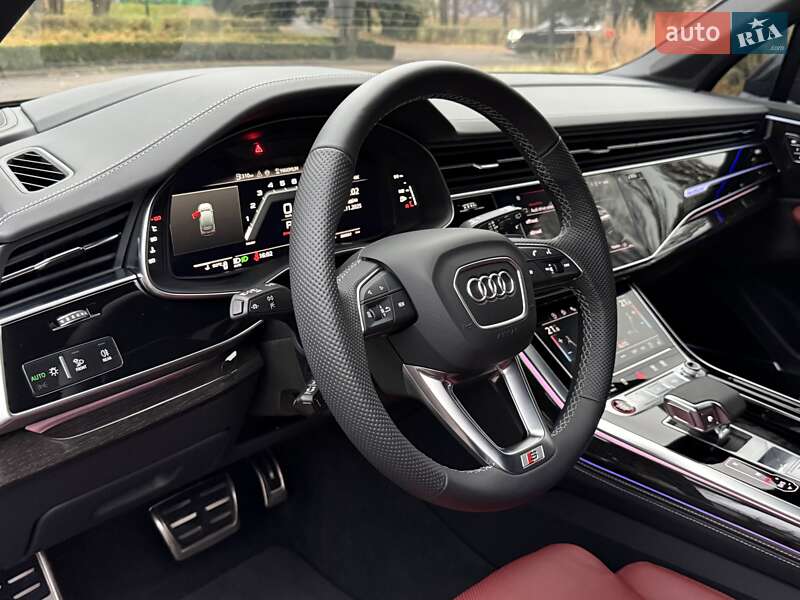 Позашляховик / Кросовер Audi SQ7 2024 в Києві