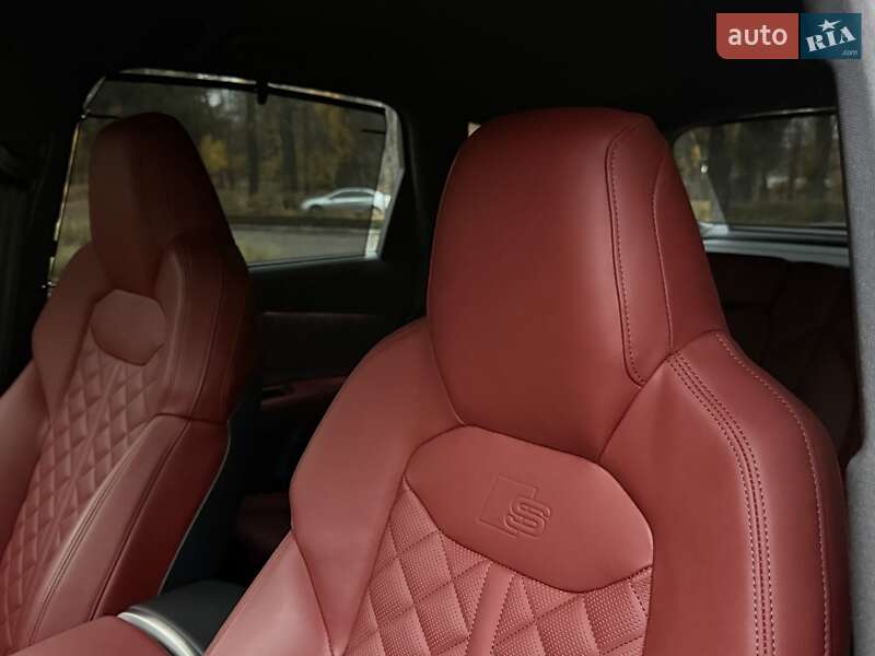Позашляховик / Кросовер Audi SQ7 2024 в Києві