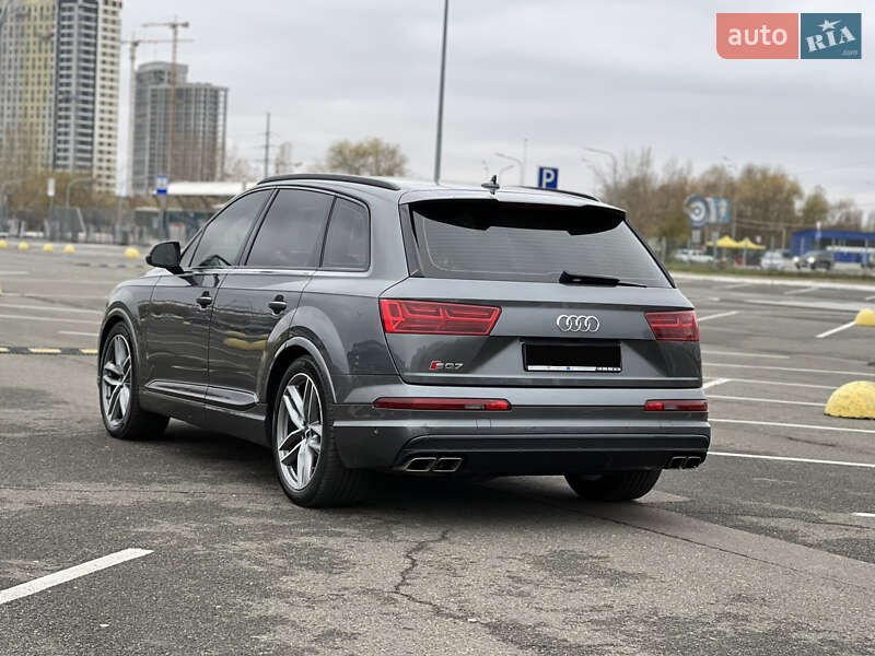 Внедорожник / Кроссовер Audi SQ7 2018 в Киеве фото 4 Внедорожник / Кроссовер Audi SQ7 2018 в Киеве