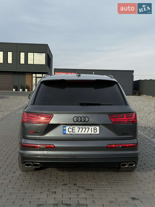 Внедорожник / Кроссовер Audi SQ7 2018 в Черновцах
