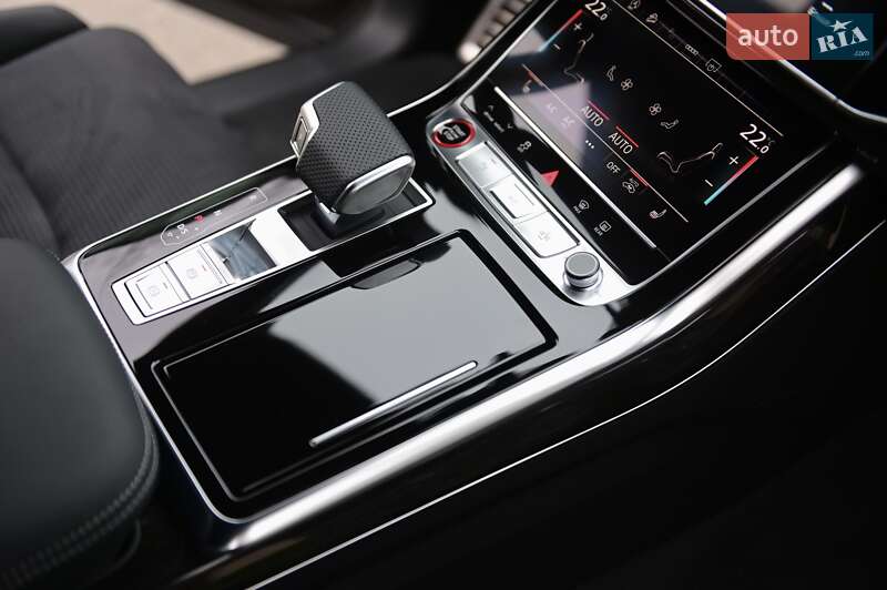 Внедорожник / Кроссовер Audi SQ7 2024 в Одессе