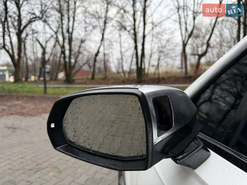 Внедорожник / Кроссовер Audi SQ7 2017 в Киеве фото 26 Внедорожник / Кроссовер Audi SQ7 2017 в Киеве