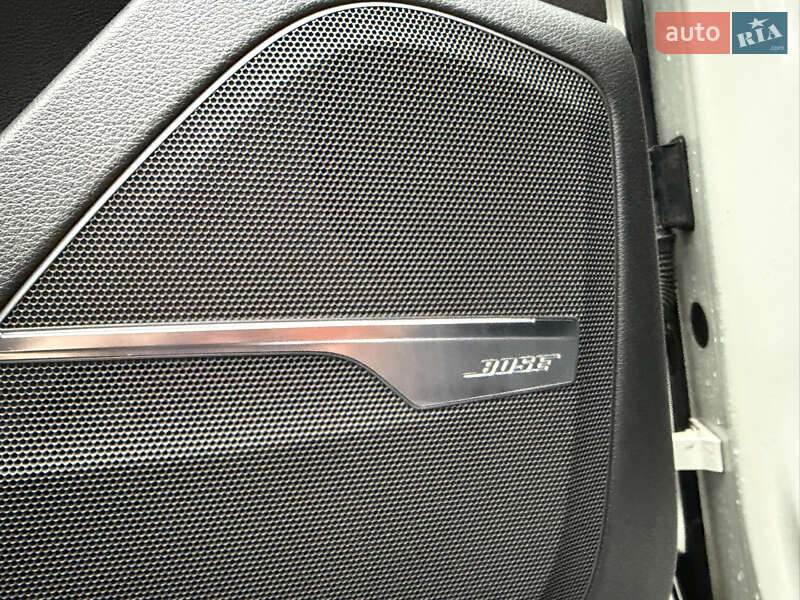 Внедорожник / Кроссовер Audi SQ7 2017 в Киеве фото 32 Внедорожник / Кроссовер Audi SQ7 2017 в Киеве