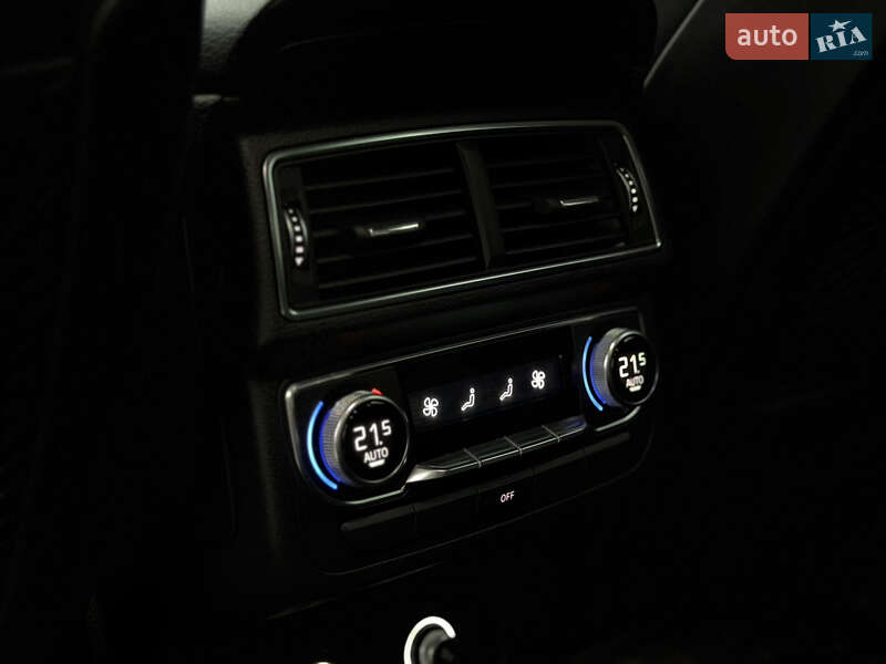 Внедорожник / Кроссовер Audi SQ7 2017 в Киеве фото 37 Внедорожник / Кроссовер Audi SQ7 2017 в Киеве