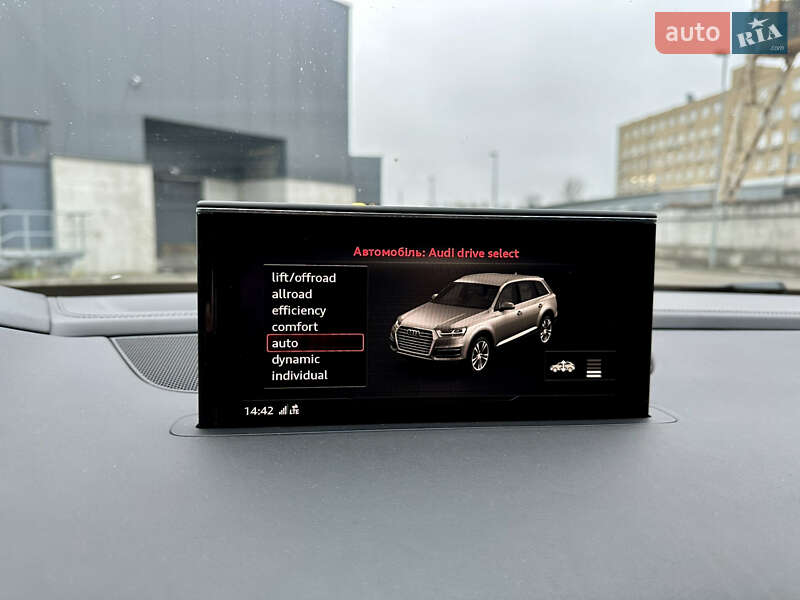 Внедорожник / Кроссовер Audi SQ7 2017 в Киеве фото 40 Внедорожник / Кроссовер Audi SQ7 2017 в Киеве