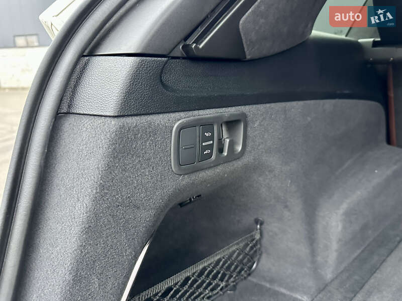 Внедорожник / Кроссовер Audi SQ7 2017 в Киеве фото 53 Внедорожник / Кроссовер Audi SQ7 2017 в Киеве