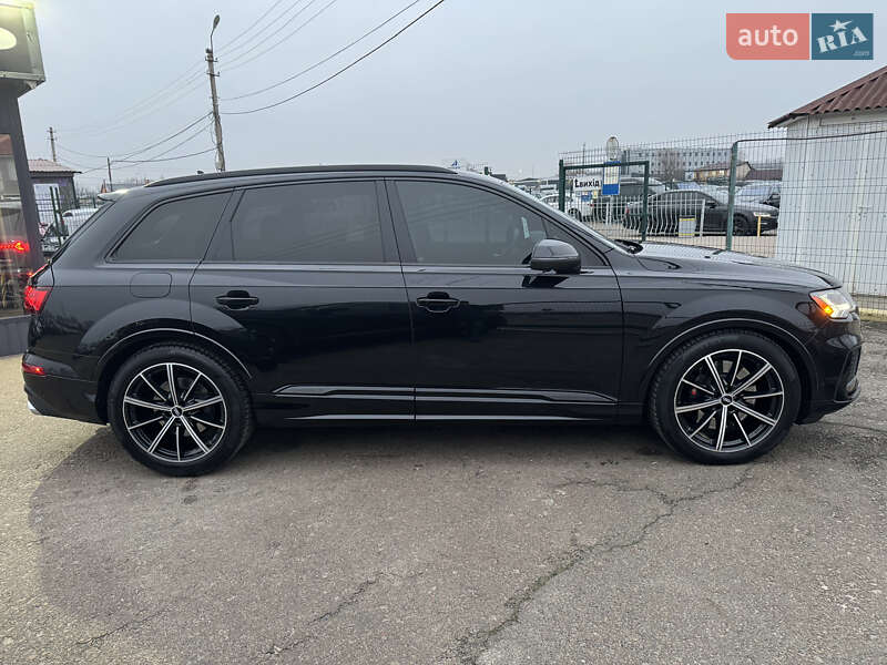 Внедорожник / Кроссовер Audi SQ7 2020 в Киеве фото 4 Внедорожник / Кроссовер Audi SQ7 2020 в Киеве
