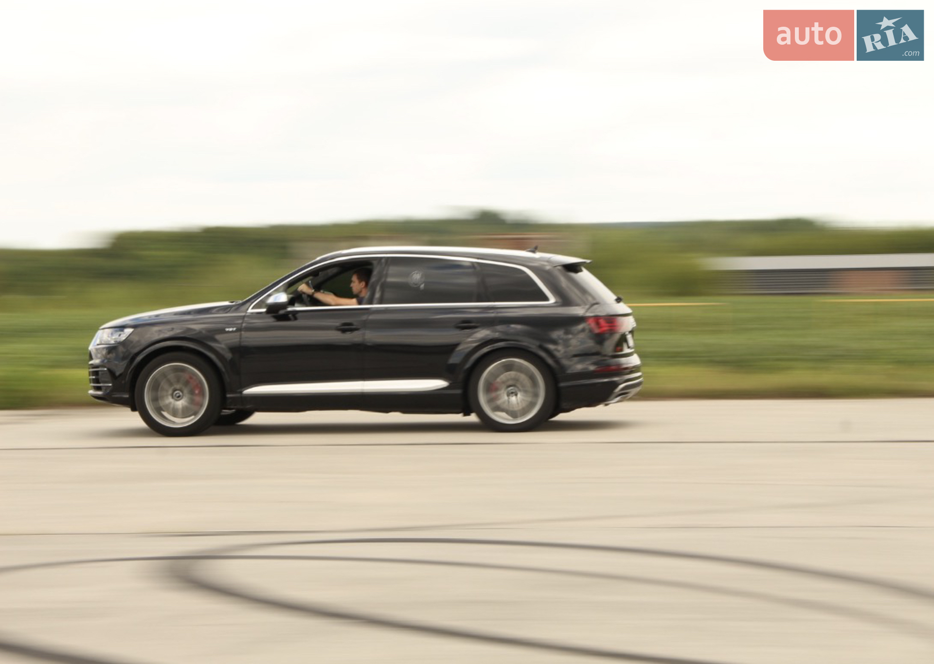 2018 Audi SQ7 - мініатюра 3