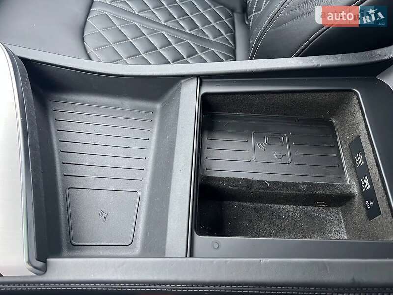 Позашляховик / Кросовер Audi SQ7 2017 в Вінниці