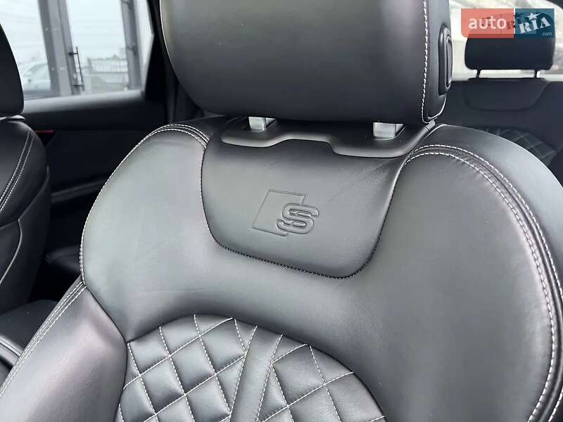 Позашляховик / Кросовер Audi SQ7 2017 в Вінниці