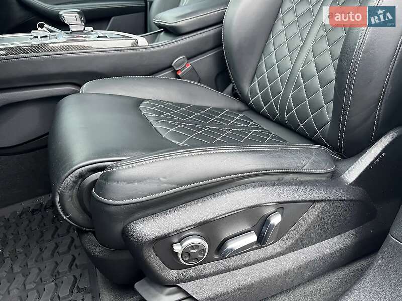 Позашляховик / Кросовер Audi SQ7 2017 в Вінниці