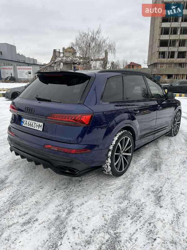 Внедорожник / Кроссовер Audi SQ7 2020 в Киеве