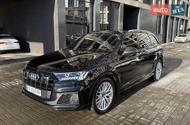 Позашляховик / Кросовер Audi SQ7 2020 в Києві