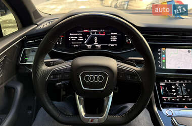 Позашляховик / Кросовер Audi SQ7 2020 в Києві