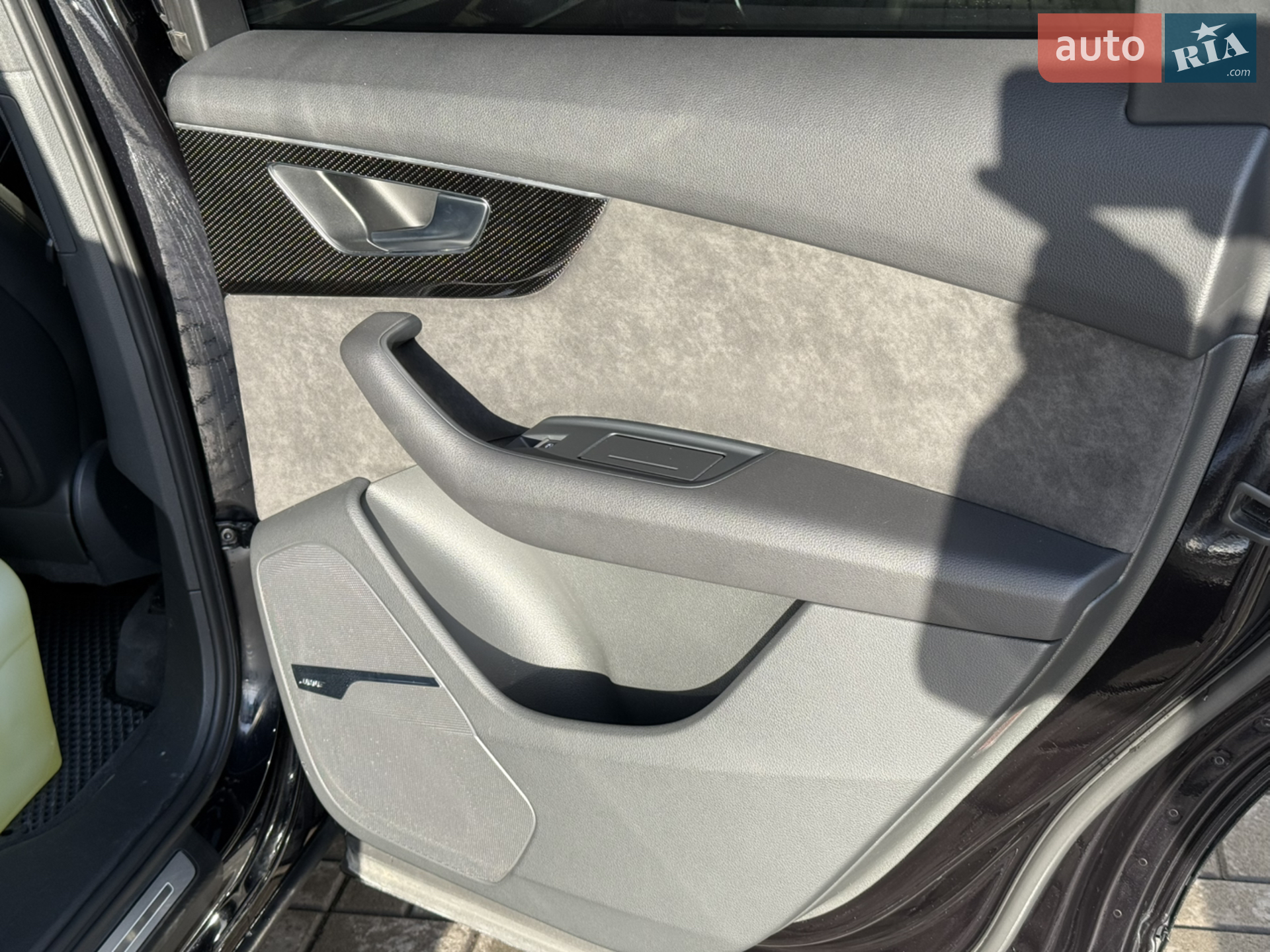 2020 Audi SQ7 - мініатюра 29