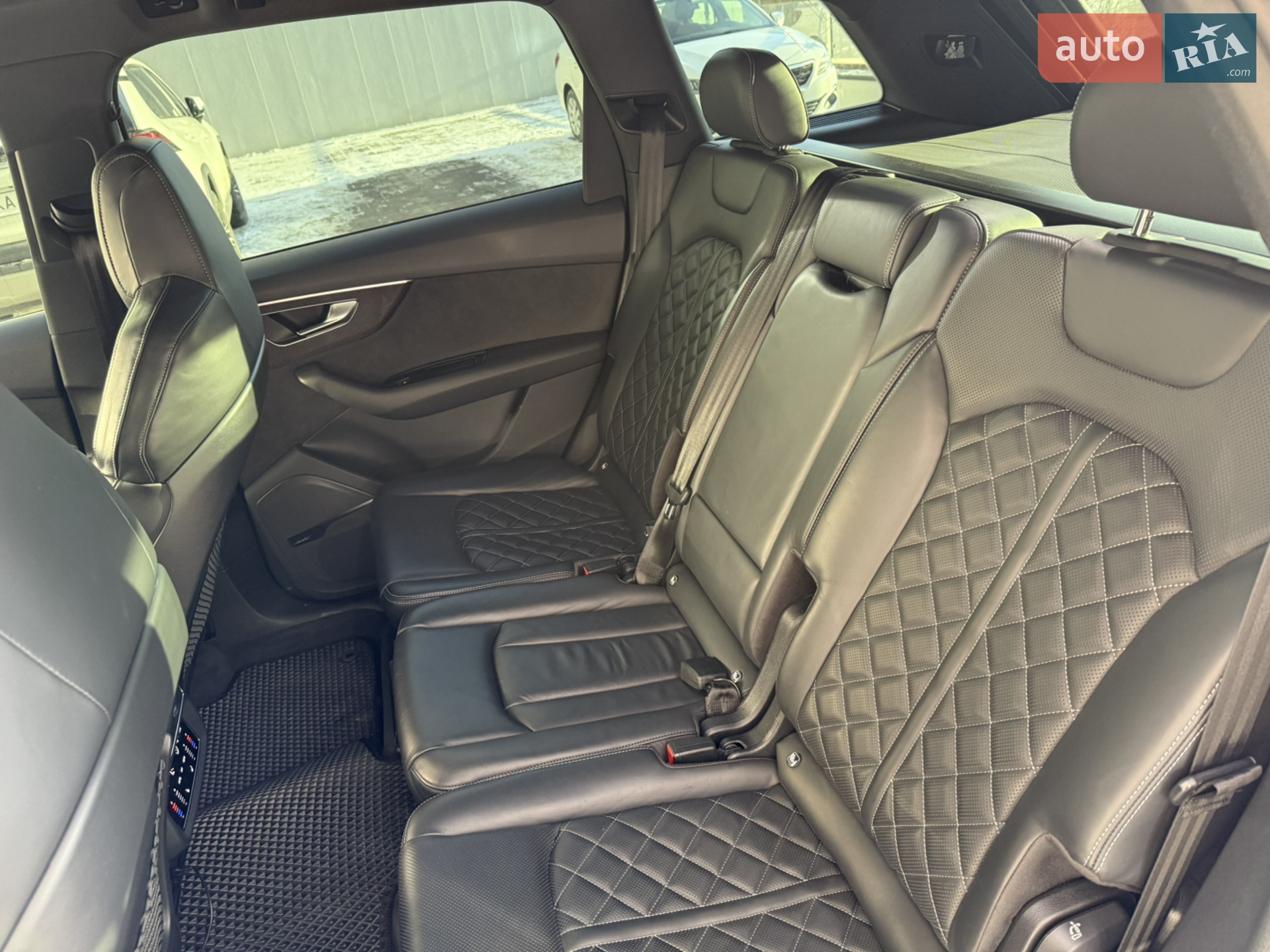 2020 Audi SQ7 - мініатюра 27