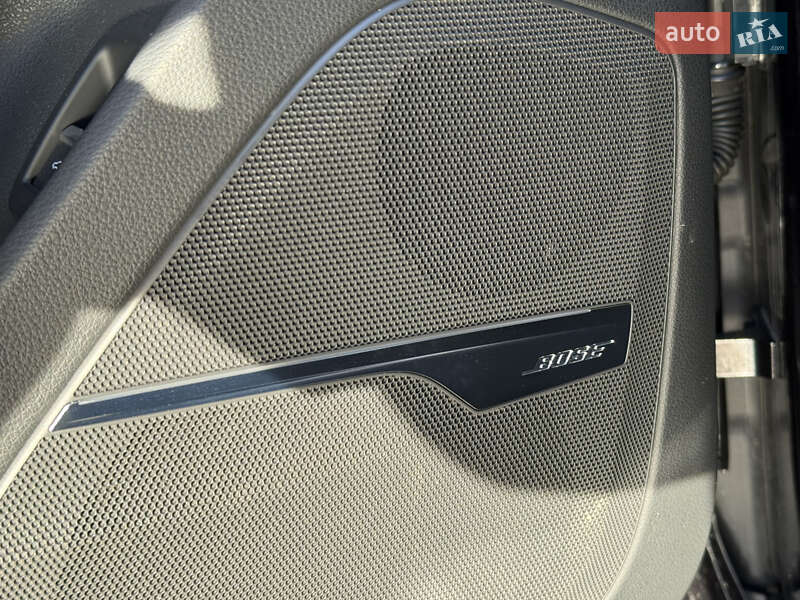 Позашляховик / Кросовер Audi SQ7 2020 в Києві