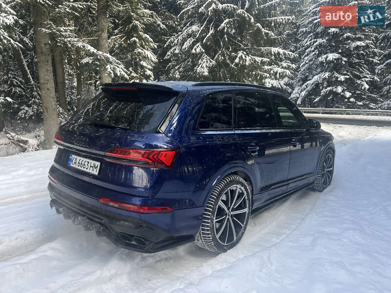 Внедорожник / Кроссовер Audi SQ7 2020 в Киеве