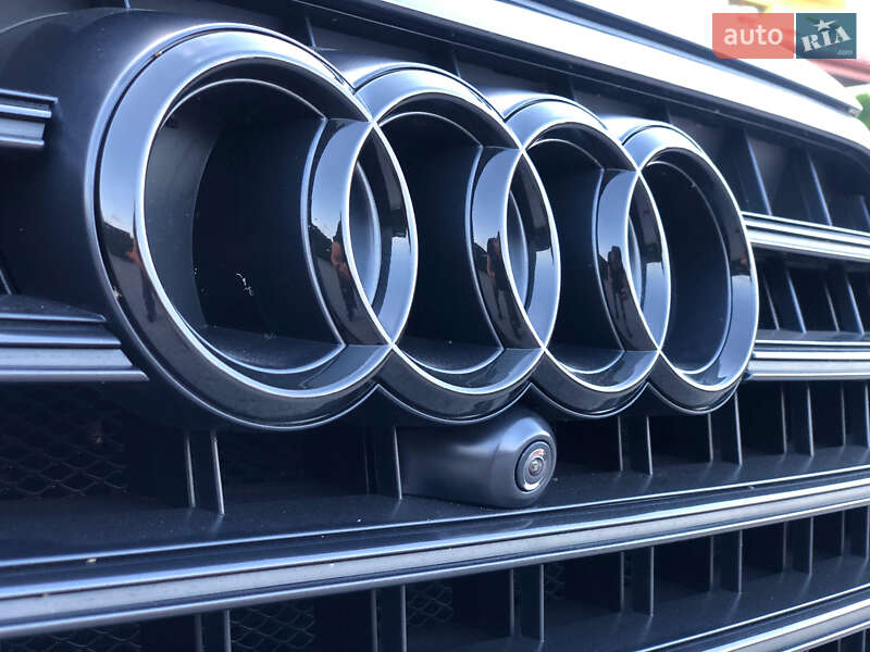 Внедорожник / Кроссовер Audi SQ7 2017 в Трускавце