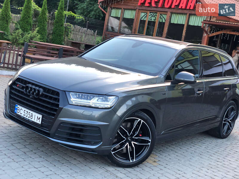 Внедорожник / Кроссовер Audi SQ7 2017 в Трускавце