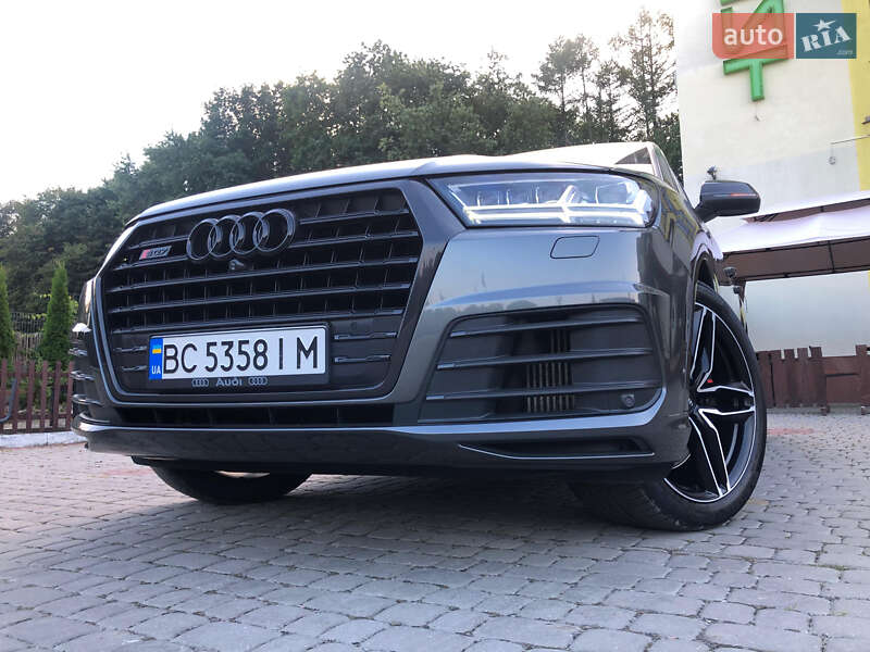Внедорожник / Кроссовер Audi SQ7 2017 в Трускавце