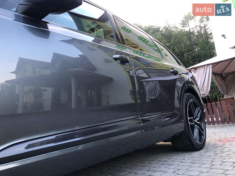 Внедорожник / Кроссовер Audi SQ7 2017 в Трускавце