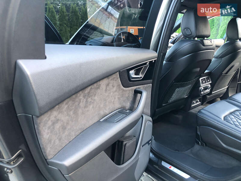 Внедорожник / Кроссовер Audi SQ7 2017 в Трускавце