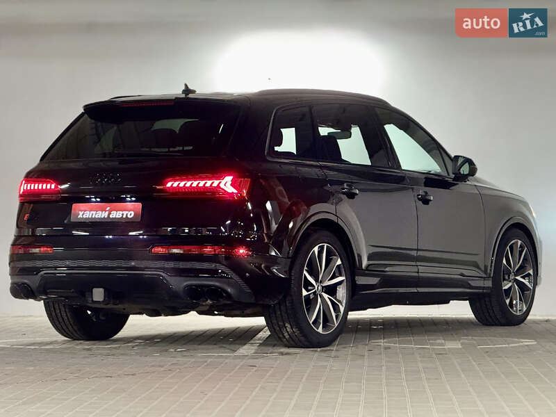 Внедорожник / Кроссовер Audi SQ7 2020 в Киеве