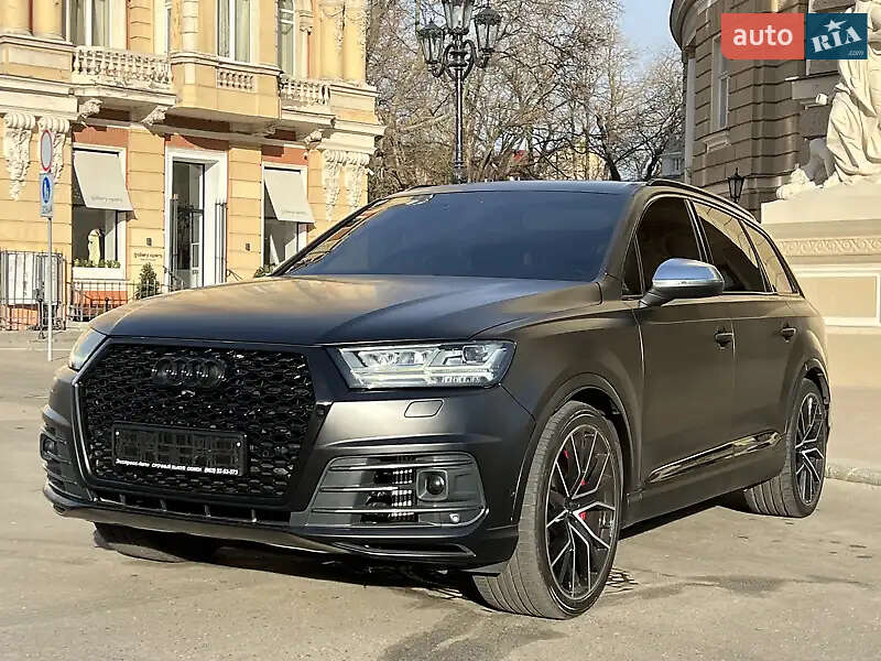 Позашляховик / Кросовер Audi SQ7 2017 в Києві