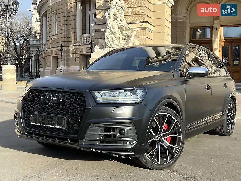Позашляховик / Кросовер Audi SQ7 2017 в Києві