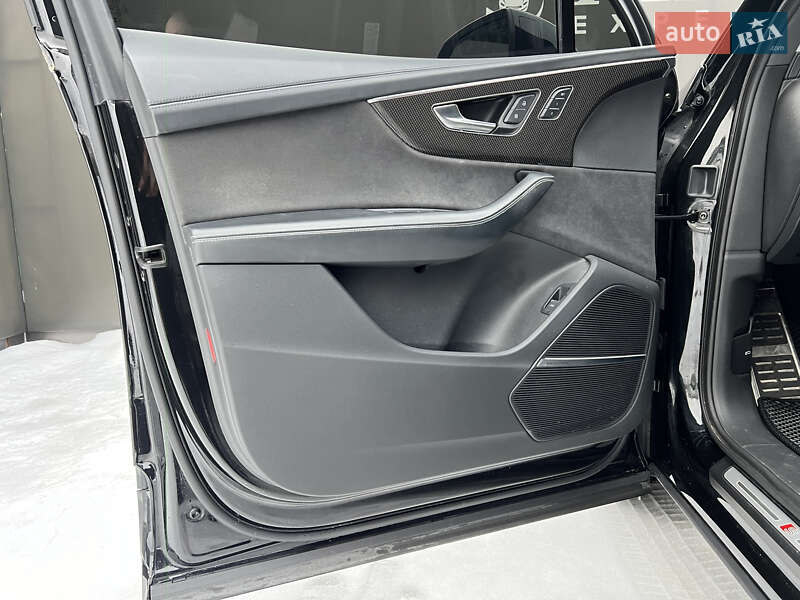 Внедорожник / Кроссовер Audi SQ7 2023 в Львове