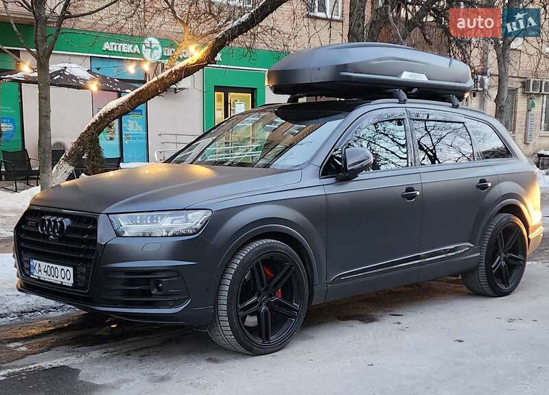 Внедорожник / Кроссовер Audi SQ7 2016 в Киеве