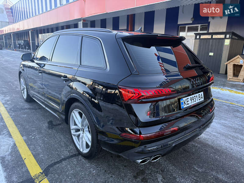 Позашляховик / Кросовер Audi SQ7 2019 в Києві