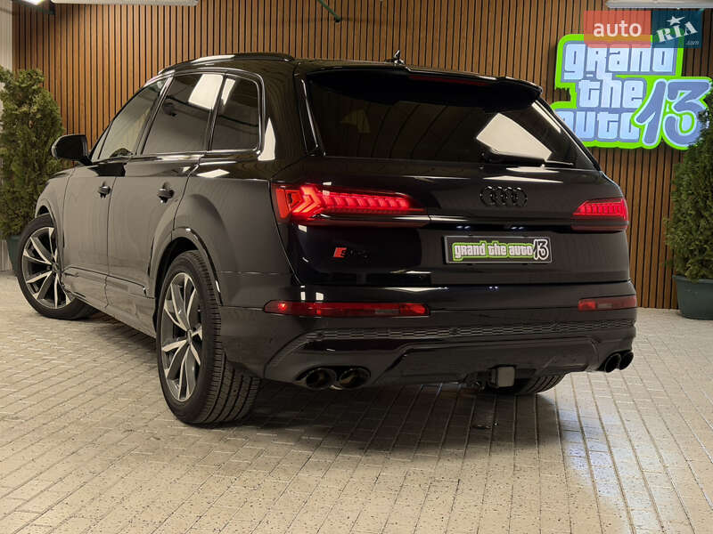 Внедорожник / Кроссовер Audi SQ7 2020 в Киеве