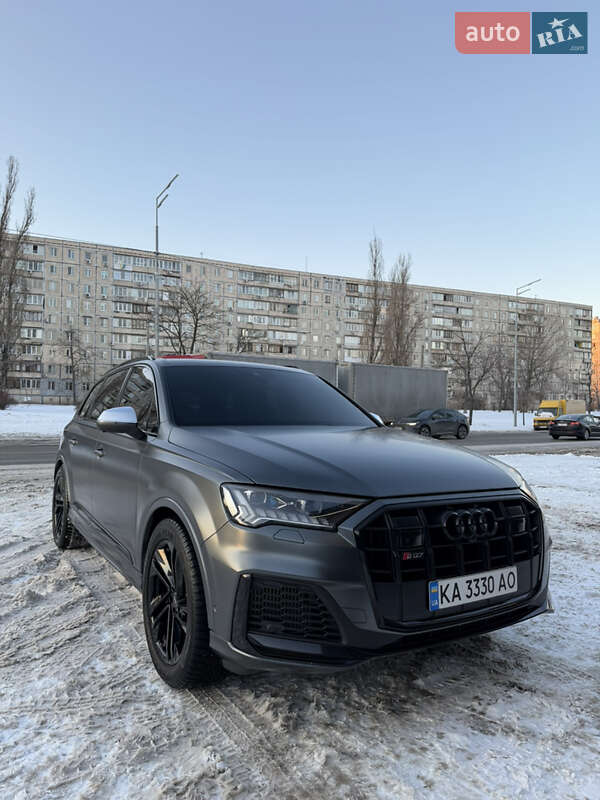 Позашляховик / Кросовер Audi SQ7 2021 в Києві