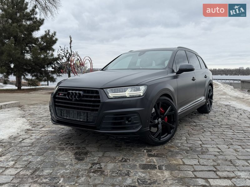 Позашляховик / Кросовер Audi SQ7 2018 в Києві
