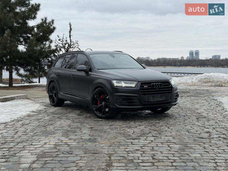 Позашляховик / Кросовер Audi SQ7 2018 в Києві