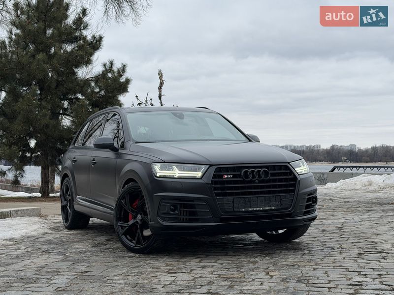 Позашляховик / Кросовер Audi SQ7 2018 в Києві