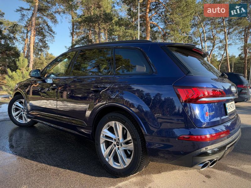 Внедорожник / Кроссовер Audi SQ7 2020 в Киеве